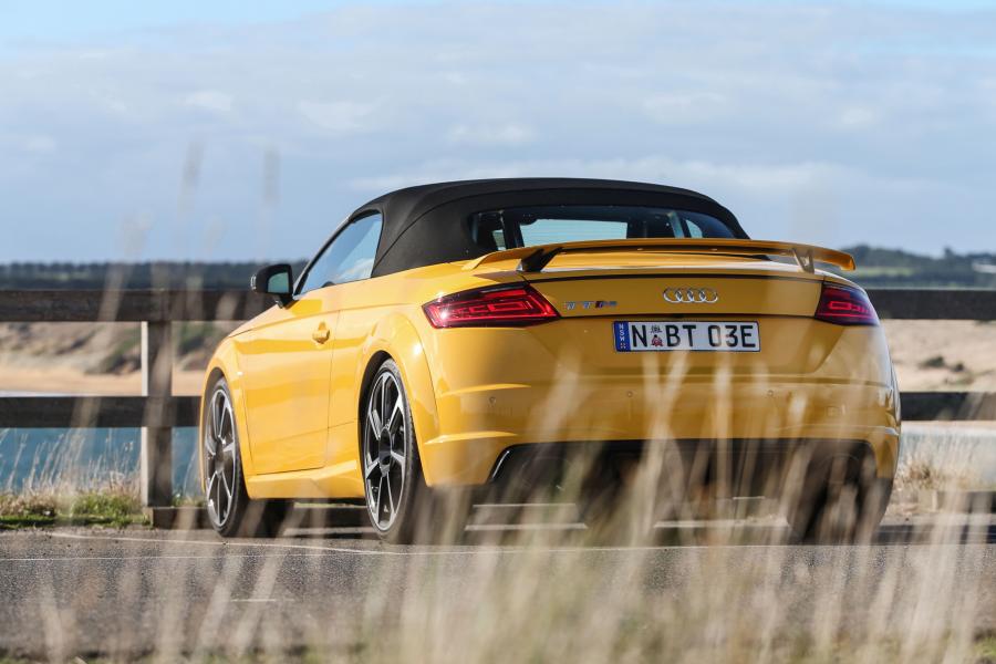  Audi TT RS Roadster (8S) 2017 года  (AU) (фото 23 из 40)